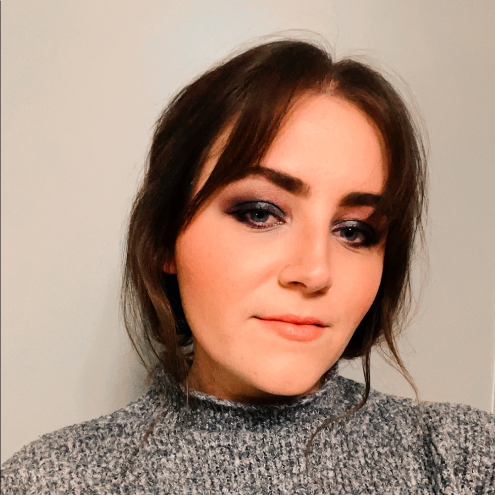 Meet your Posher, Carli